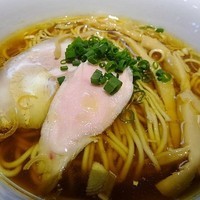 「醤油ラーメン　700円」@ラーメン屋 トイ・ボックスの写真