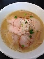 「鶏白湯そば（全部のせ）」@らぁ麺 飛鶏の写真