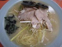 「ネギチャーシュー(並)(800円)、ライス(200円)」@ラーメンショップ 高鍋本店の写真