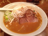 「【限定】鰤と炒めモヤシの濃厚味噌ラーメン 800円」@渡なべの写真