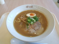 「豚骨しょうゆラーメン」@ポッポ 東大和店の写真