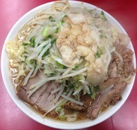 「大豚入ラーメン（850円）アブラニンニク」@ラーメン二郎 中山駅前店の写真