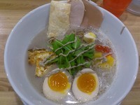 「特製キノコベジソバ ￥1000」@ソラノイロ salt & mushroomの写真