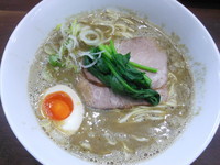 「クアトロ煮干ラーメン」@ラーメン愉悦処 似星の写真