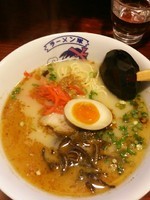 「Ｃセット（熊本ラーメン＋焼売）800円」@ラーメン隊 目黒三田店の写真