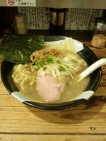 「塩煮干しラーメン」@すごい煮干ラーメン凪 新宿ゴールデン街店 本館の写真