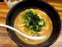 「かけらーめん雲丹搾り900円＋〆ごはん100円」@鮮魚らーめん 五ノ神水産の写真