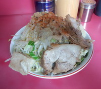 「ラーメン650円ニンニクアブラ」@ラーメン二郎 大宮店の写真