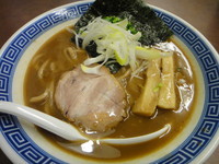 「【気まぐれ限定】濃厚らーめん（太麺）・並盛」@濃厚鶏豚骨魚介つけ麺 かず屋の写真