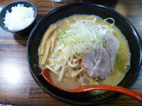 「味噌（野菜増し、サービスライス）　７９０円」@麺処 花田 池袋店の写真