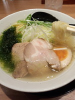 「〖期間限定〗生姜塩ラーメン680円」@麺処直久 新橋店の写真