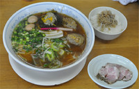 「煮干し香る牡蠣醤油拉麺(ライト煮干し)B＋じゃこ飯」@MENYA 食い味の道有楽の写真