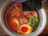 「【味玉ラーメン　７５０円】」@麺や しし丸。の写真