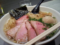 「鶏支那蕎麦(塩)+味玉+チャーシュー1枚増」@喜乃壺の写真