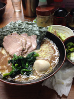 「卵チャーシューラーメン」@横浜家系らーめん 武道家 吉祥寺店の写真