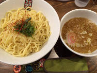 「塩煮干しつけ麺」@煮干しらーめん 玉五郎 大阪駅前第四ビル店の写真