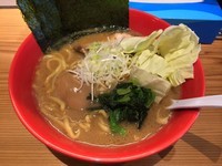 「ヤバいラーメン＋味つけ玉子（￥700＋￥100）」@圭一屋 本店の写真