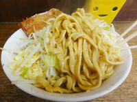 「小ラーメン700円　たま100円現金　野菜ニンニク」@蓮爾 さんこま店の写真