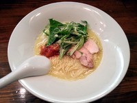 「【期間限定】季節のラーメン 鶏白湯～typeＸ￥900」@らーめん かねかつの写真