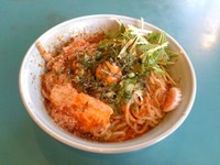 「油そば、メガ盛」@佐藤製麺所の写真