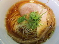 「醤油ラーメン　「700円」」@ラーメン屋 トイ・ボックスの写真