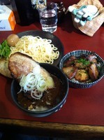 「特製つけそば チャーシューごはん」@めん創 桜花の写真