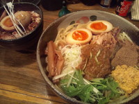 「油そば（大）+チャーシュー丼（850+350）」@中華そば 椿の写真