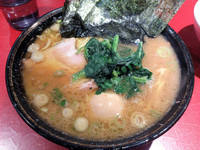 「ラーメン（並）、味玉」@厚木家の写真