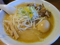 「【期間限定】味噌らーめん・大盛り＋煮玉子」@上州地鶏ラーメン 翔鶴の写真