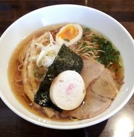 「名古屋コーチン鶏清湯SOBA 醤油(限定)　@850円」@麺や ハレル家の写真