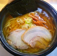 「あっさり昔ながらの中華そば  ５００円（通常６８０円）」@豚骨一燈の写真