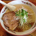 塩豚ラーメン➕麺硬め➕大盛（無料）