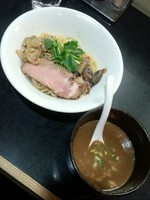 「【限定】イカリそば～晴の場合～」@麺処 晴の写真