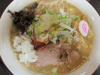 「味噌ラーメン+生玉ねぎ　「750円+無料」」@つけ麺 もといし 東岩槻店の写真