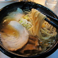 「あっさり 昔ながらの中華そば 680円」@豚骨一燈の写真