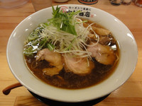 「鶏醤油そば」@中村商店 高槻本店の写真