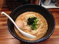 「うにラーメン」@鮮魚らーめん 五ノ神水産の写真