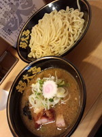 「チャーシューつけめん1,000円」@天然豚骨醤油 らーめん玉 超大吉 上野店の写真