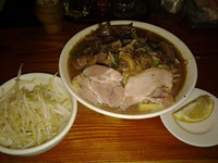 「【限定】タン、ハツ、スナギモのスパイシー濃菜麺＋㌁　￥８５０」@濃菜麺 井の庄の写真