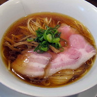 「醤油拉麺 700円」@創作麺工房 鳴龍の写真