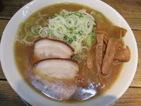 「こく煮干し　「800円」」@長尾中華そば 東京池袋店の写真