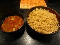 「つけそば中盛（400g）　800円　あつもり」@BASSO ドリルマンの写真