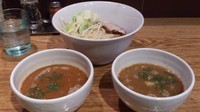 「二色つけ麺(海老醤油／トマト)」@神保町 可以の写真