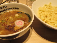 「つけめん（濃厚）　「800円」」@TOKYO UNDER GROUND RAMEN 頑者の写真