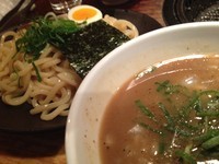 「牛骨つけ麺 (大盛) 690円」@牛角 妙典店の写真