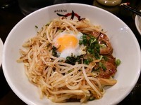 「油そば＋万人トッピング＋半ライス」@油そば専門店 万人力の写真