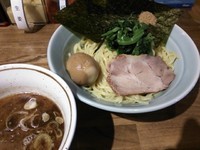 「つけ麺（中320g）780円＋味玉（サービス）」@横浜家系濃厚とんこつラーメン 竹取家の写真