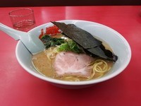 「醤油ラーメン」@ラーメン山岡家 千歳店の写真