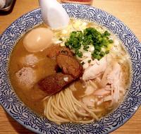 「ポルチーニ鶏白湯＋味玉（880円）」@麺屋 一燈の写真