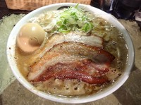 「燕三条流味噌ラーメン（900円）＋味玉（100円）」@らーめん愉悦処 鏡花の写真